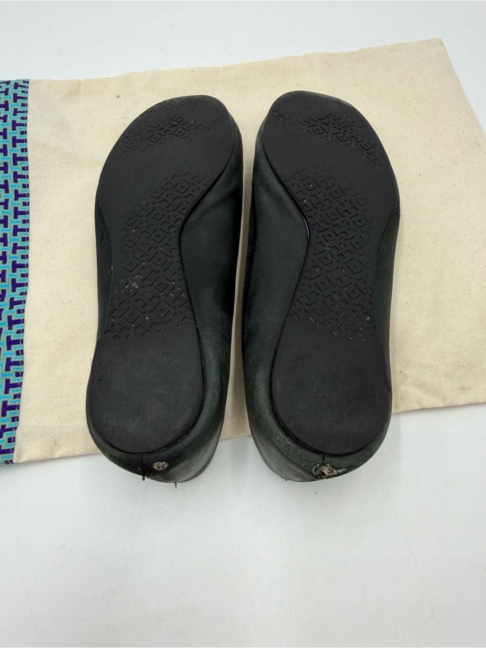 Tory Burch Black Leather Logo Medallion Ballet Flats - Picture 7 of 7